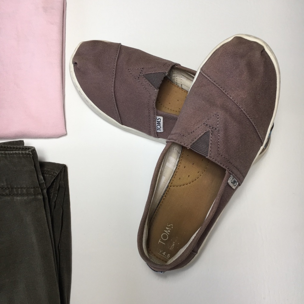 Toms Classic Slip-On Shoes, sz 4.5